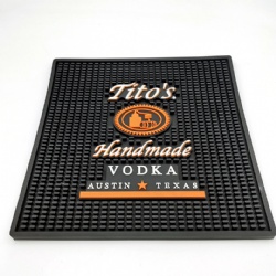 Beer Accessories High Quality Factory Supply Anti Slip Bar Runner Eco Friendly Square Custom Rubber Bar Mat